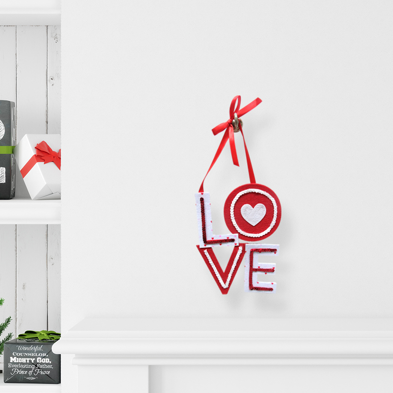 Classic Love Sign with Heart - Wall Hanging Decor